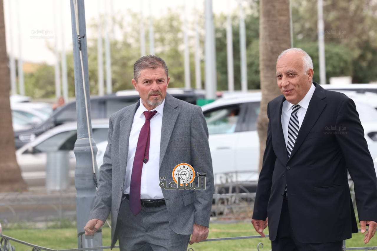 Madar Al-Saa Images 0.018592322860774946