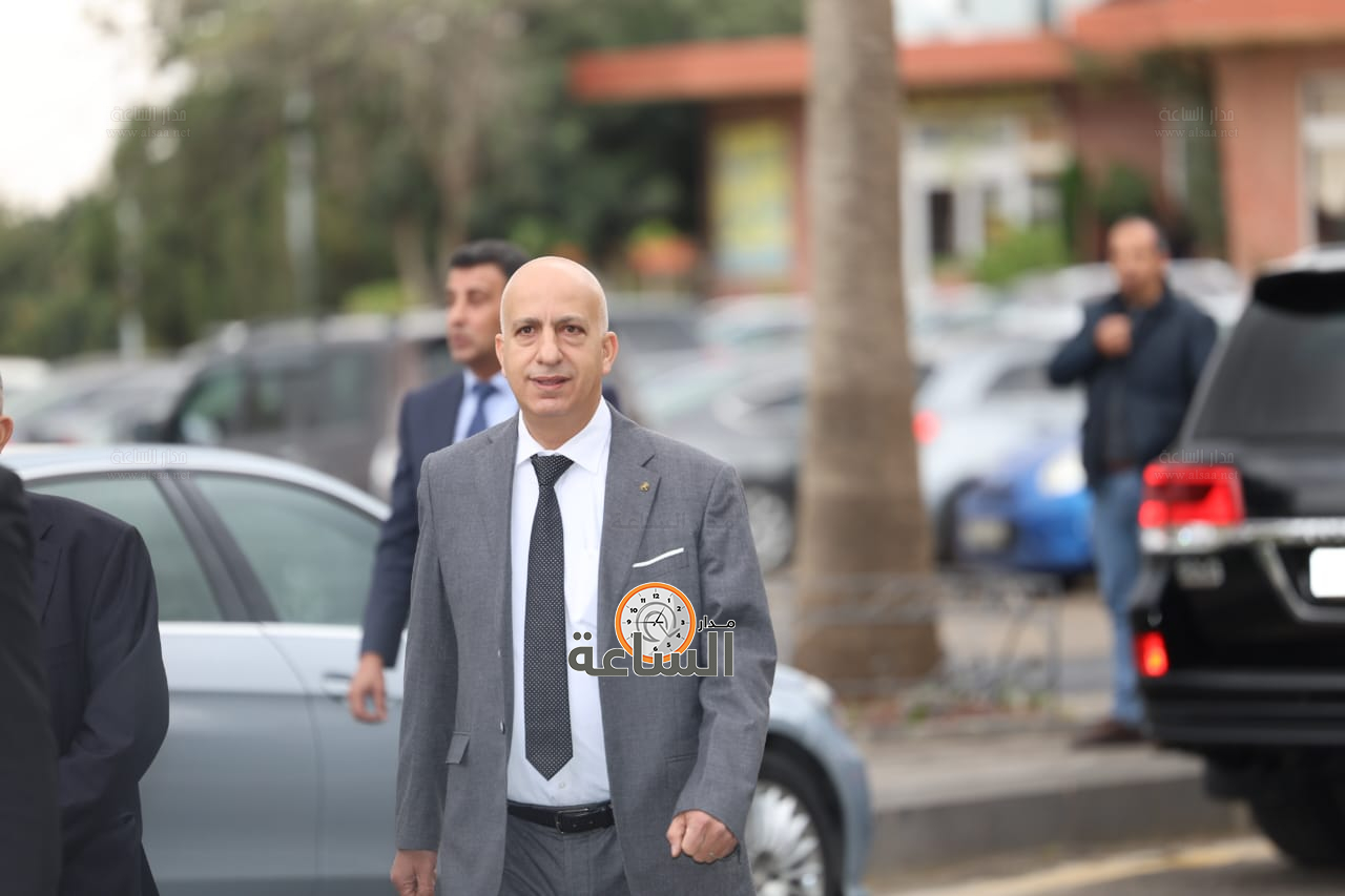 Madar Al-Saa Images 0.21467431665324432