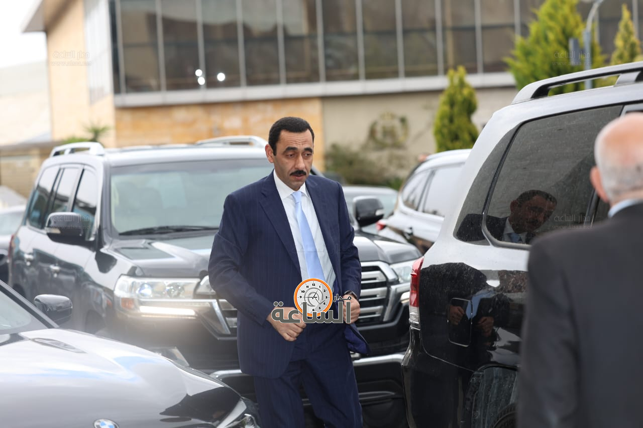 Madar Al-Saa Images 0.8241985185654247