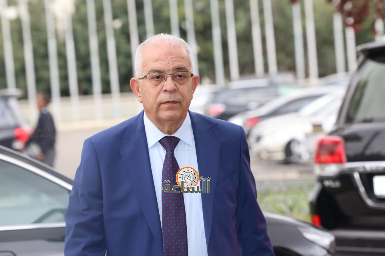 Madar Al-Saa Images 0.37543916176104275