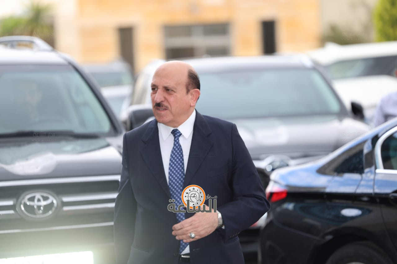 Madar Al-Saa Images 0.4530618476865642