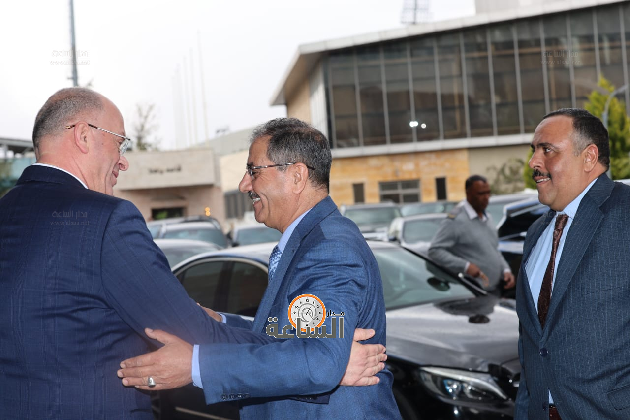 Madar Al-Saa Images 0.9812186826764451