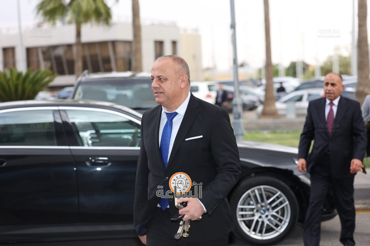 Madar Al-Saa Images 0.14900687359792741