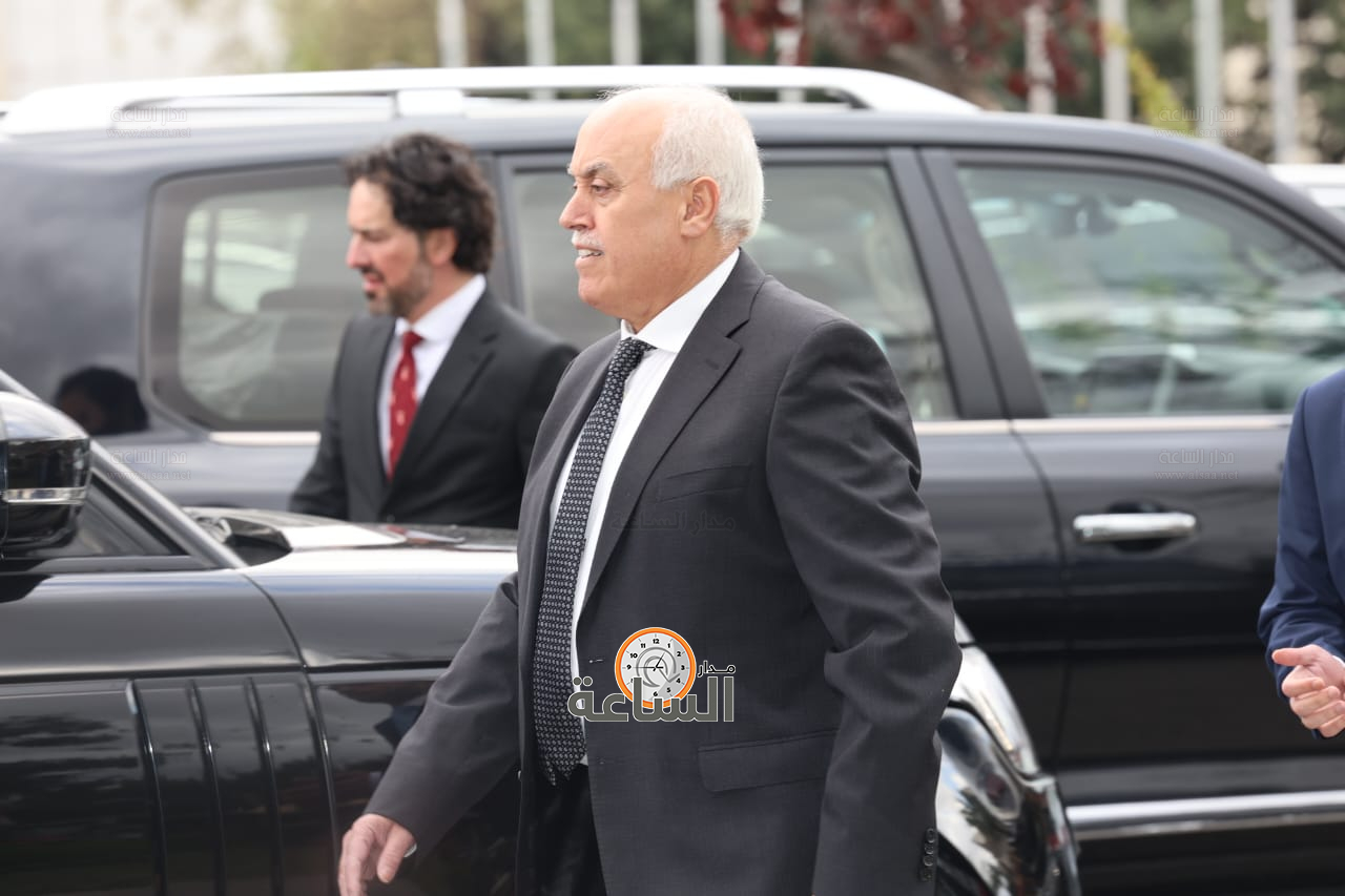 Madar Al-Saa Images 0.8818767052851105