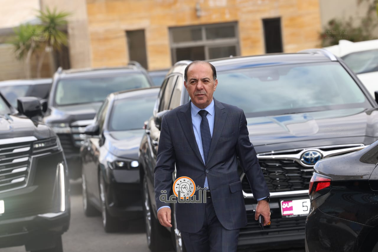 Madar Al-Saa Images 0.1600433087729508