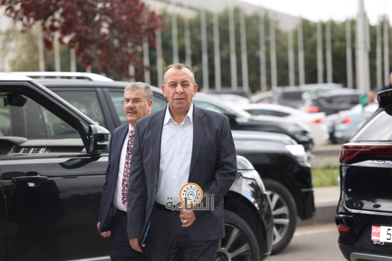 Madar Al-Saa Images 0.3385601969962768