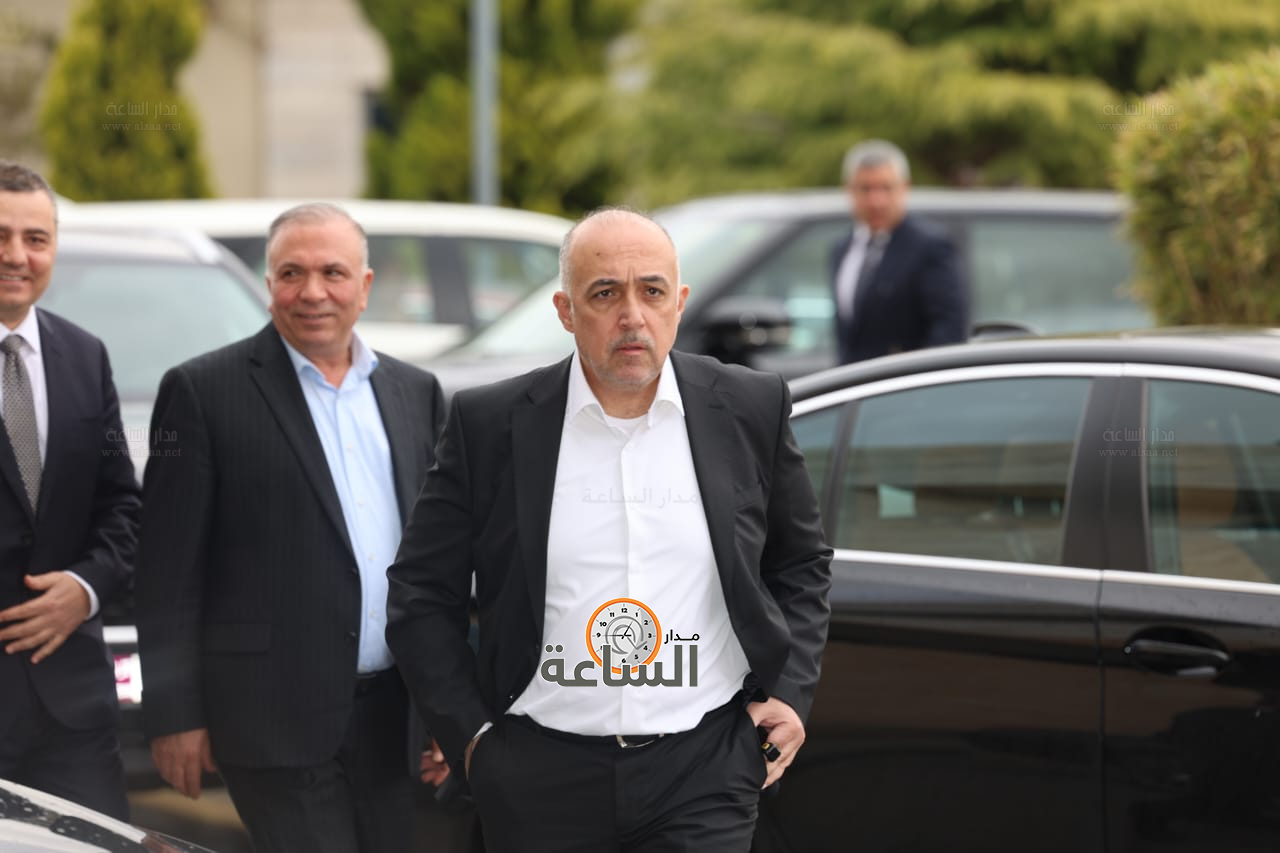 Madar Al-Saa Images 0.34541527748659573