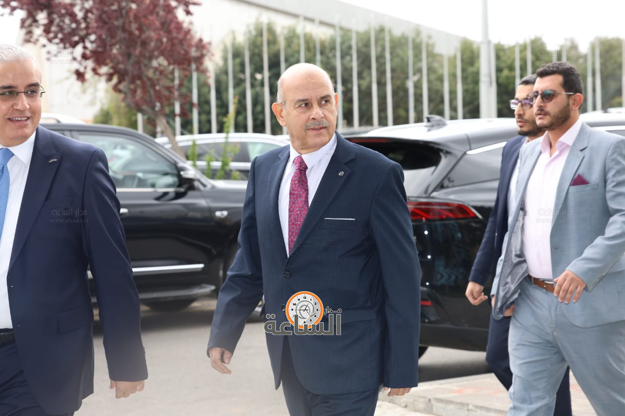 Madar Al-Saa Images 0.6633301943721797