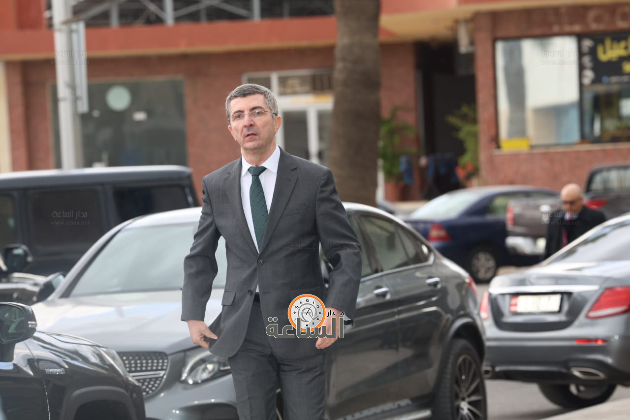 Madar Al-Saa Images 0.7850564917914519