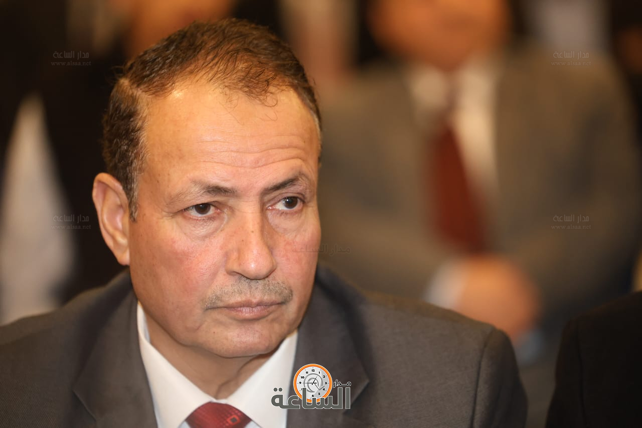 Madar Al-Saa Images 0.8846730633664024