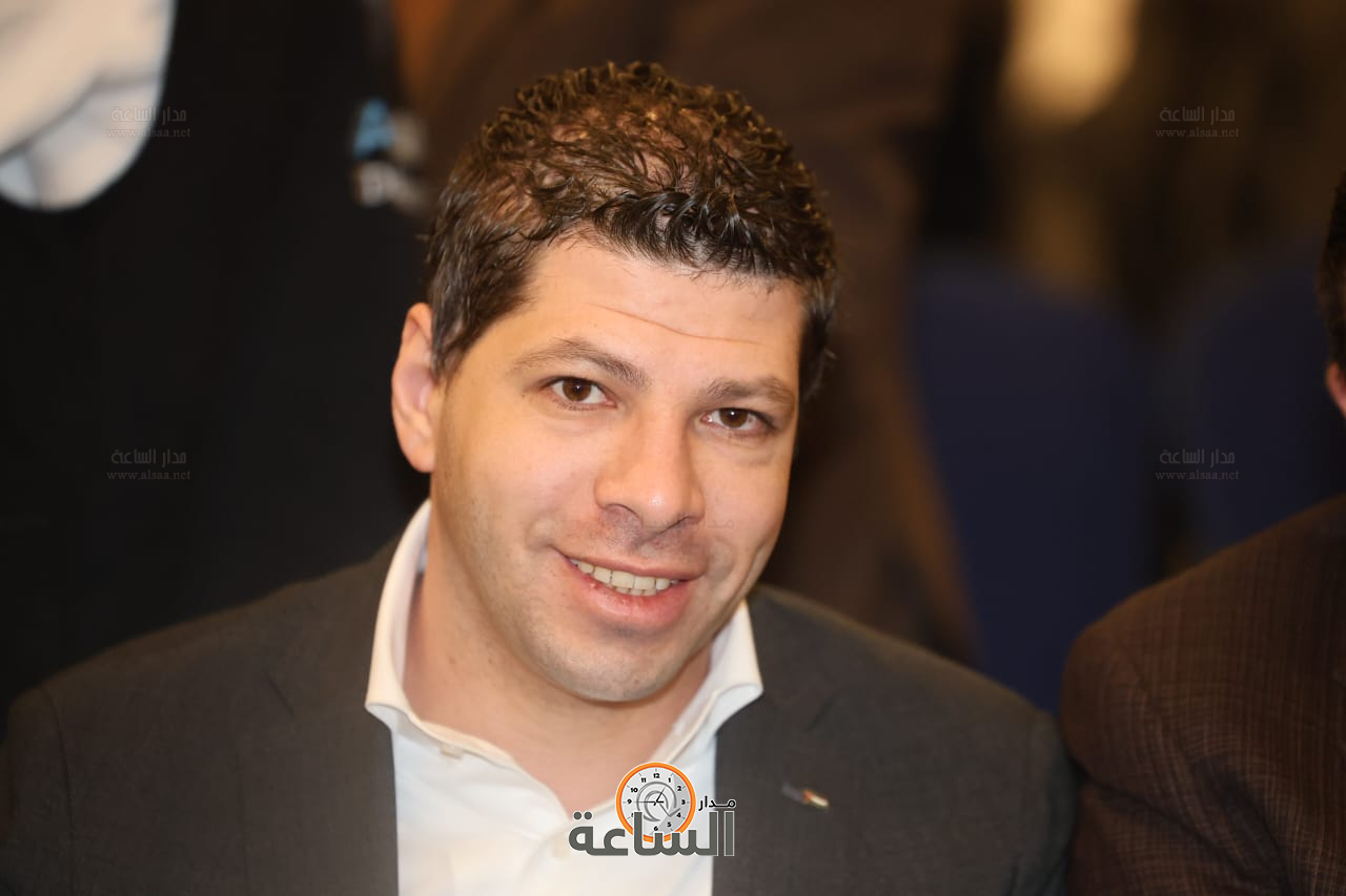 Madar Al-Saa Images 0.509650535894722