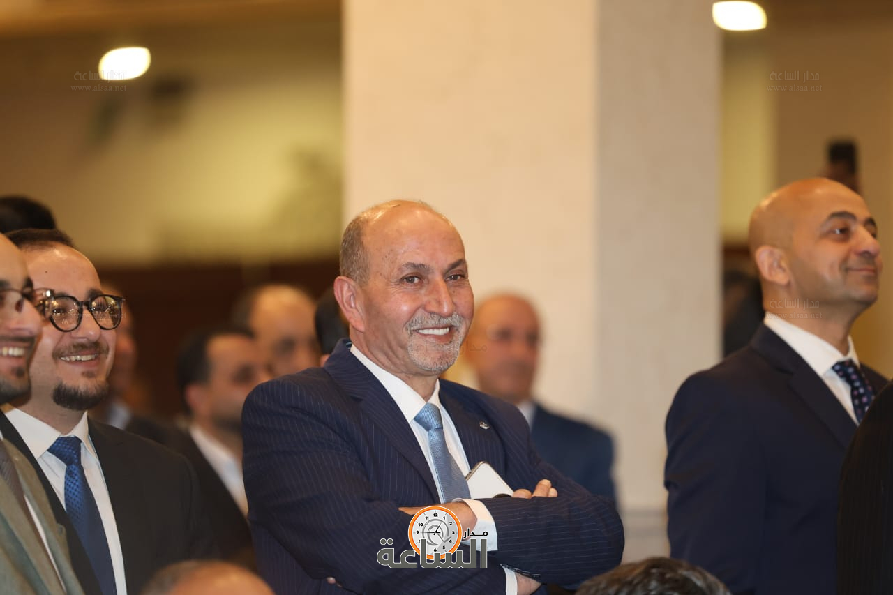 Madar Al-Saa Images 0.34340935855339105