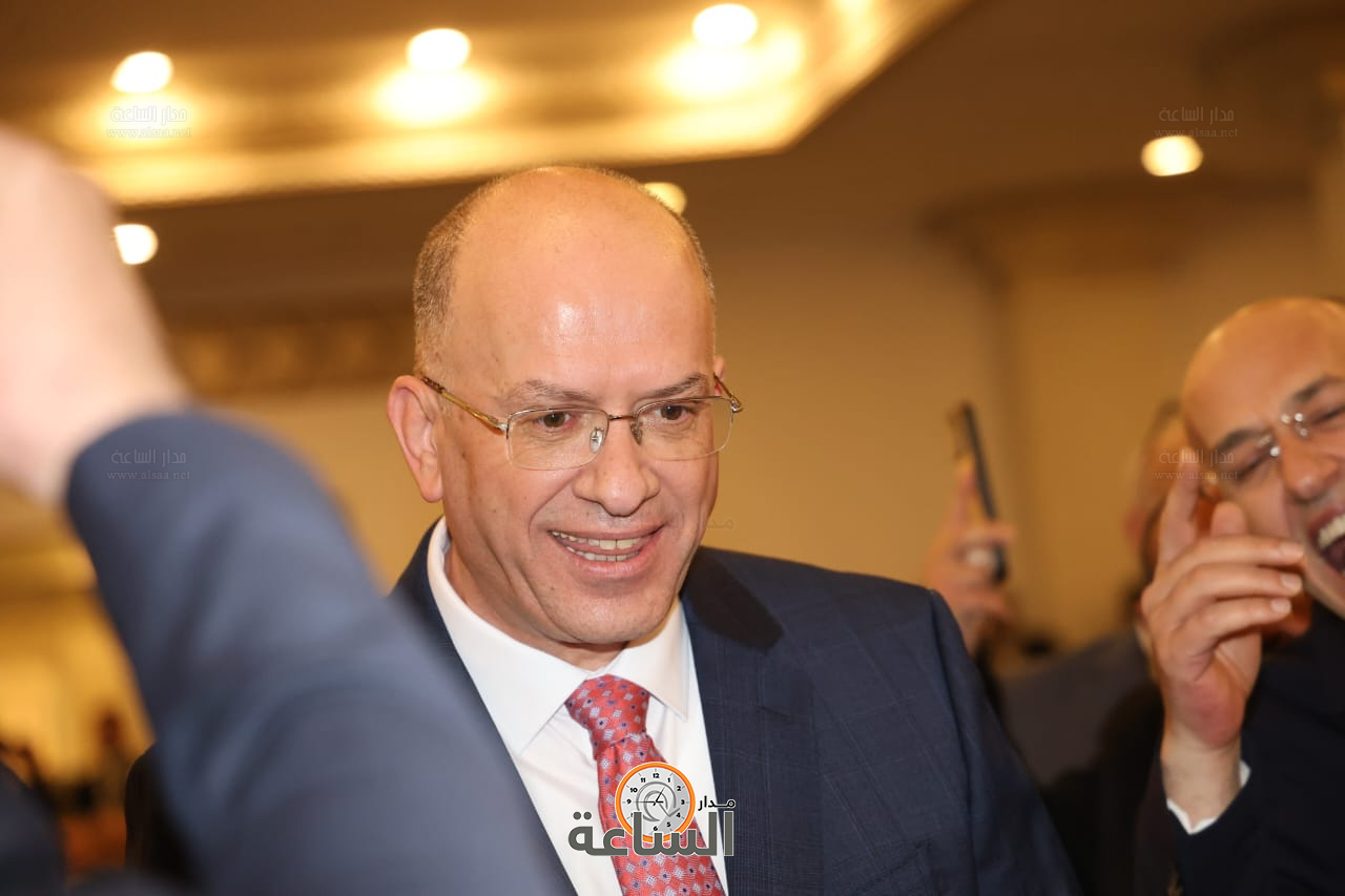 Madar Al-Saa Images 0.5228582687652122