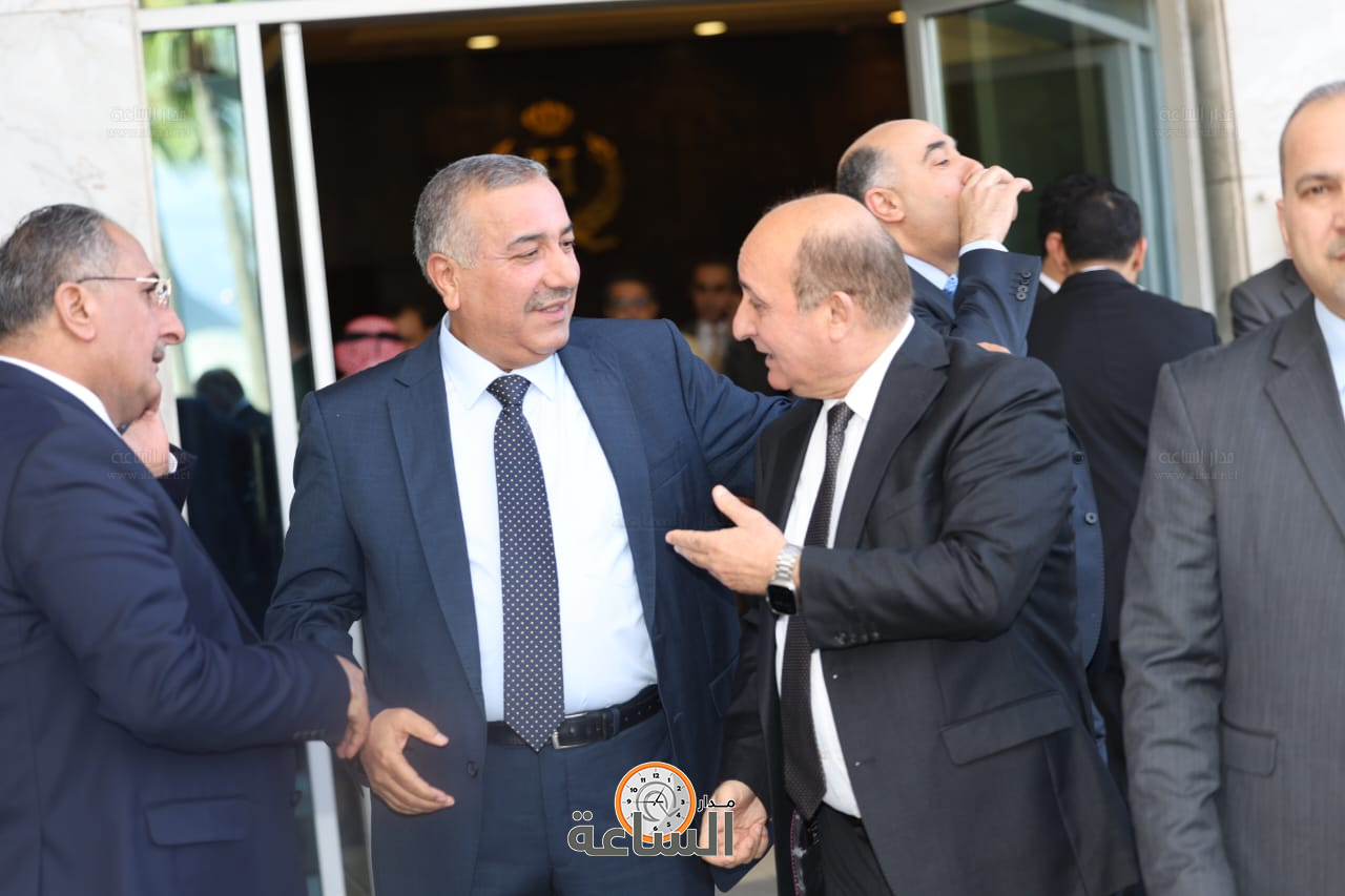 Madar Al-Saa Images 0.2520785744803915