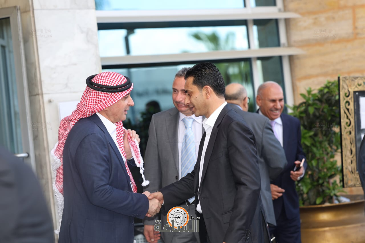 Madar Al-Saa Images 0.18770150892156623