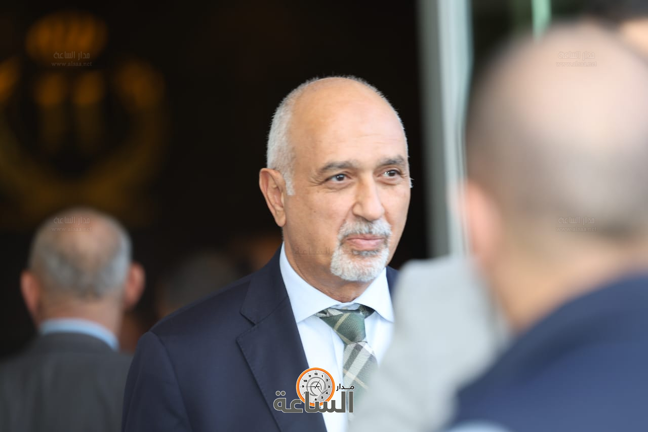 Madar Al-Saa Images 0.9631281243664803