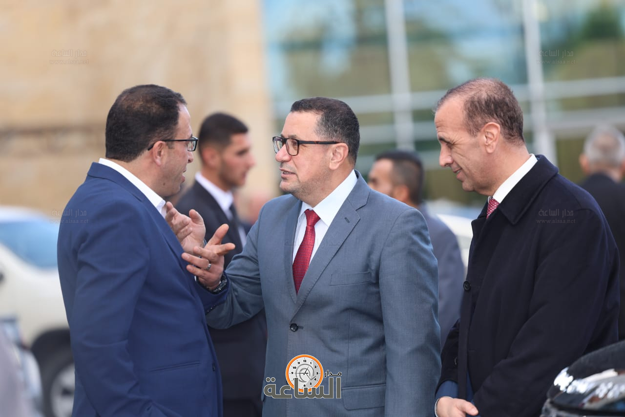 Madar Al-Saa Images 0.1486603242350687