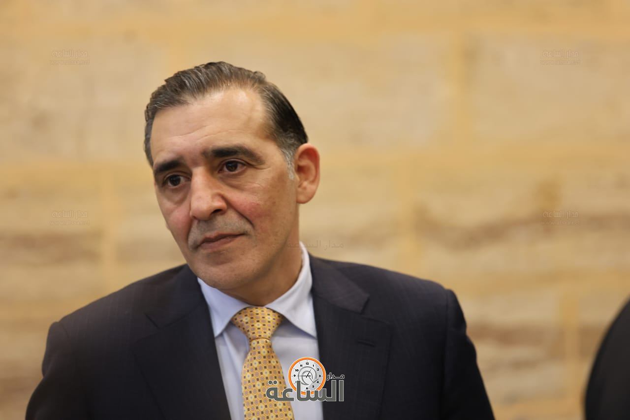 Madar Al-Saa Images 0.48478904216010443