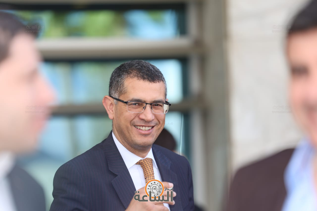 Madar Al-Saa Images 0.6257506342842368