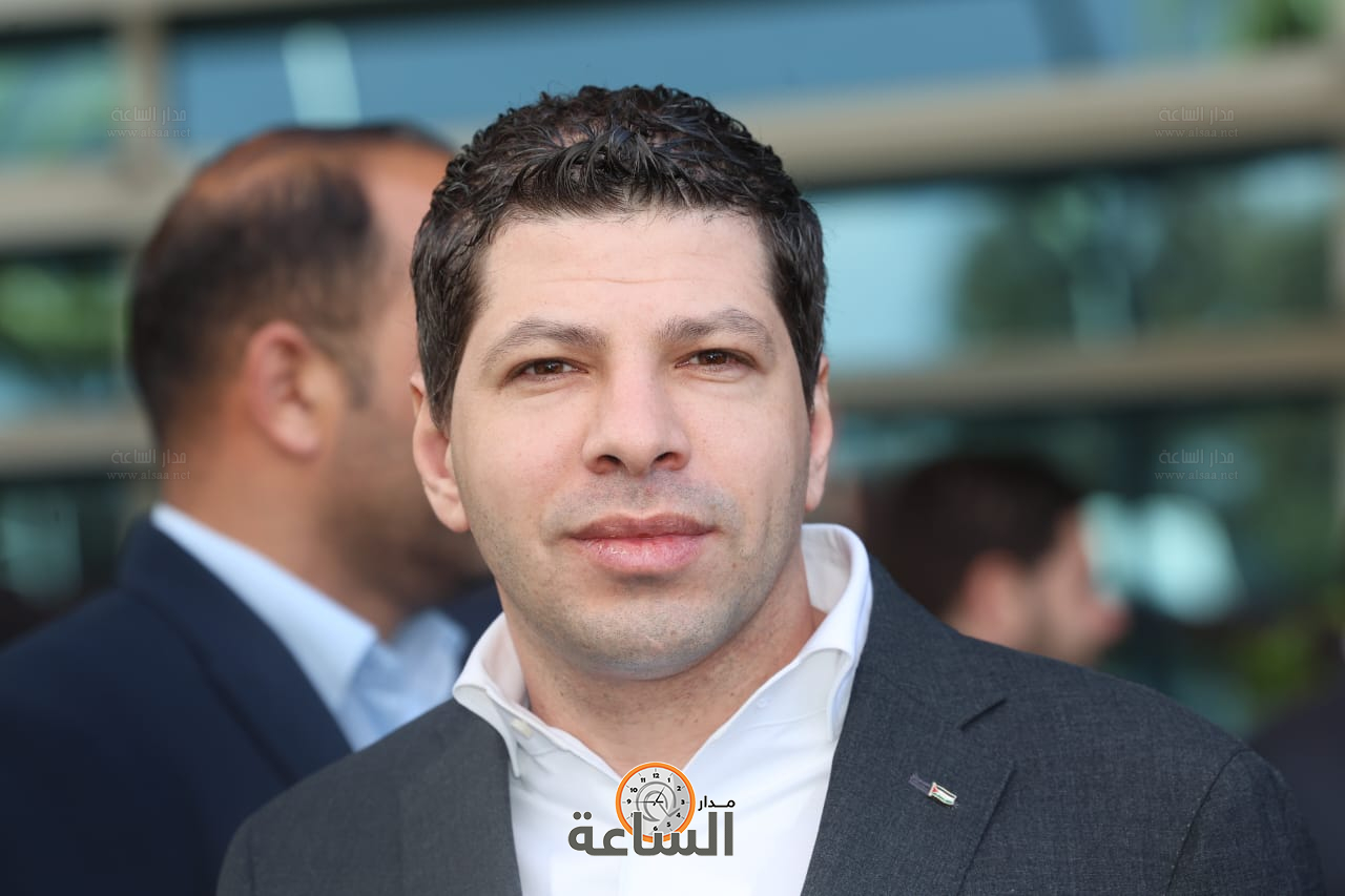 Madar Al-Saa Images 0.9180458053618578