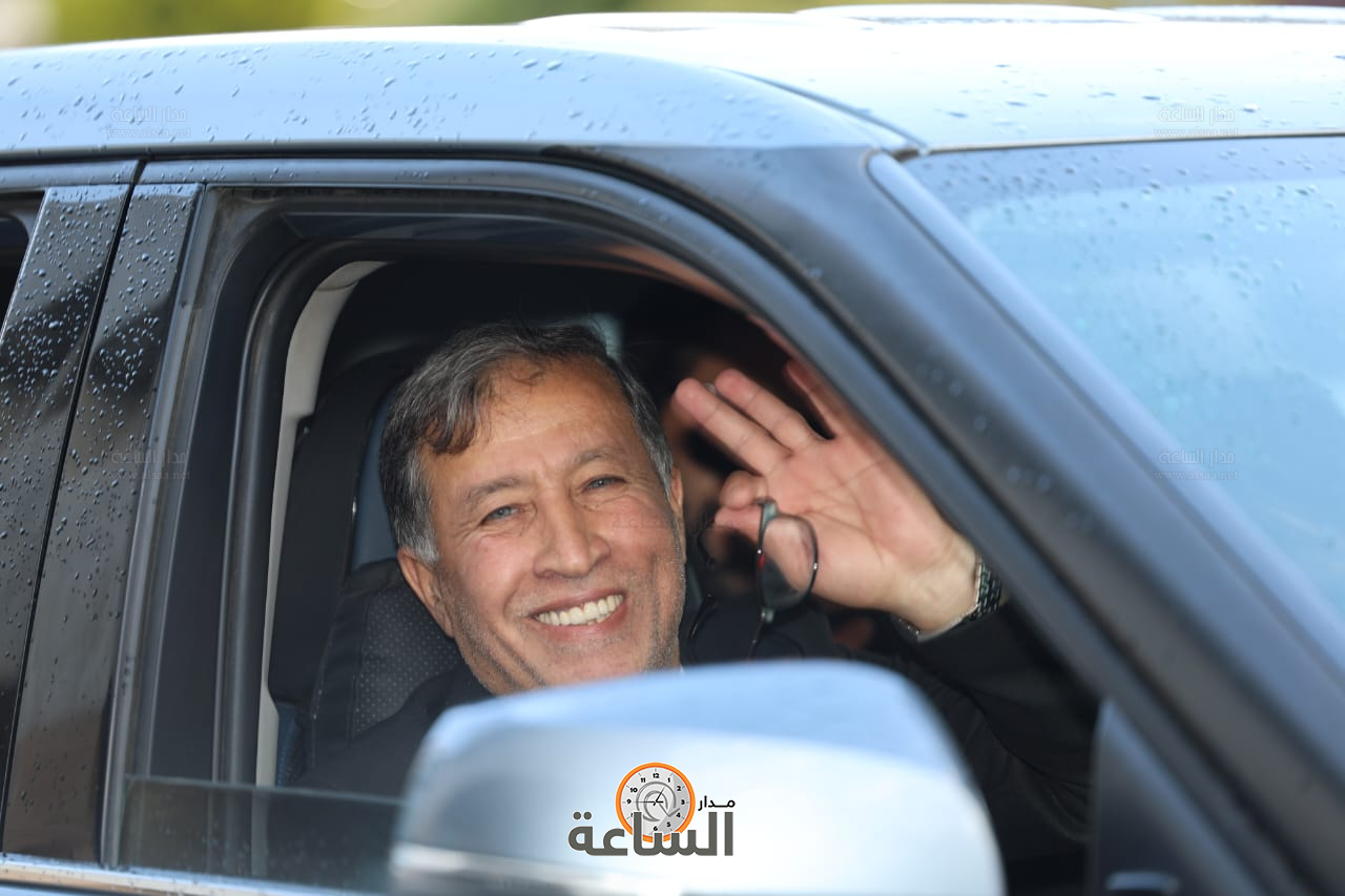 Madar Al-Saa Images 0.49472354444053035