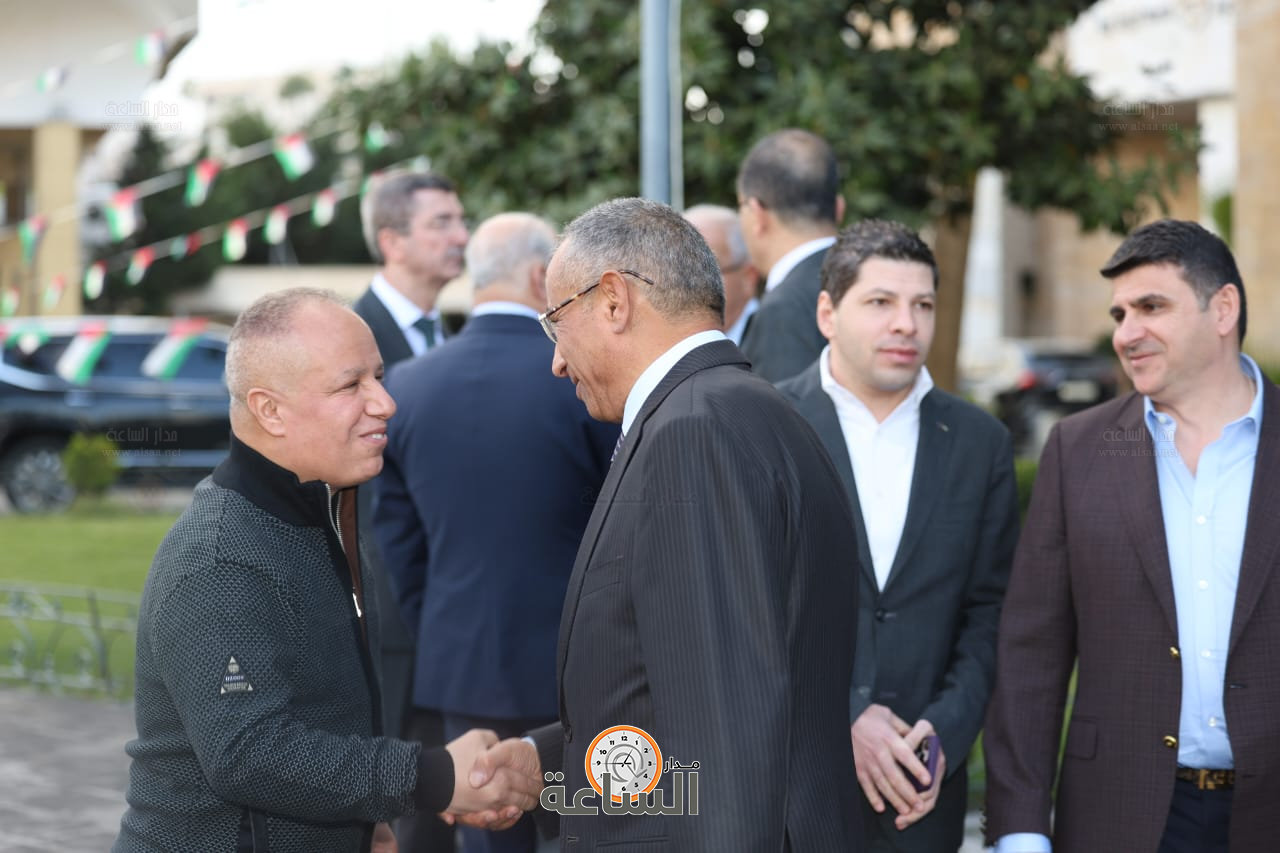 Madar Al-Saa Images 0.9048927065606742