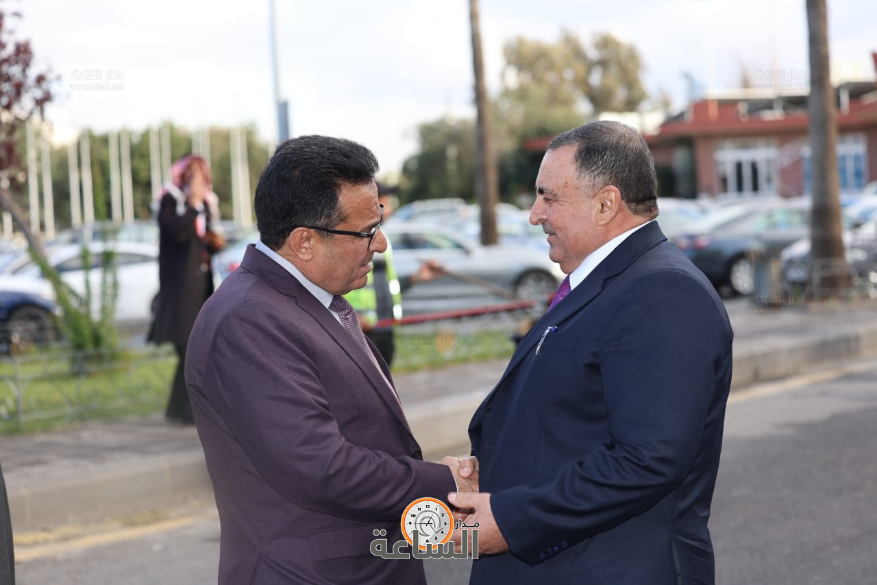 Madar Al-Saa Images 0.9464518847727444