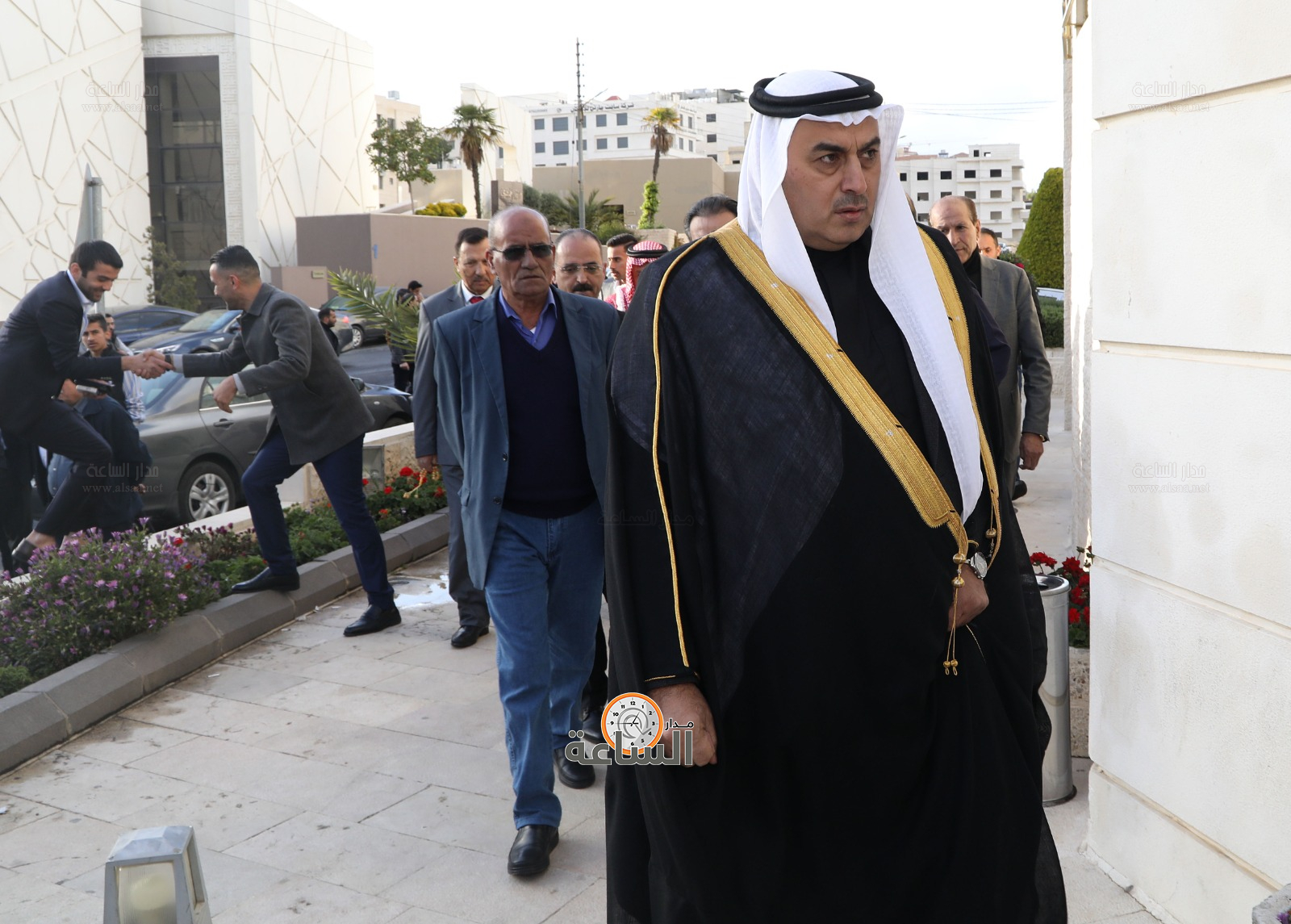 Madar Al-Saa Images 0.4720021377338397