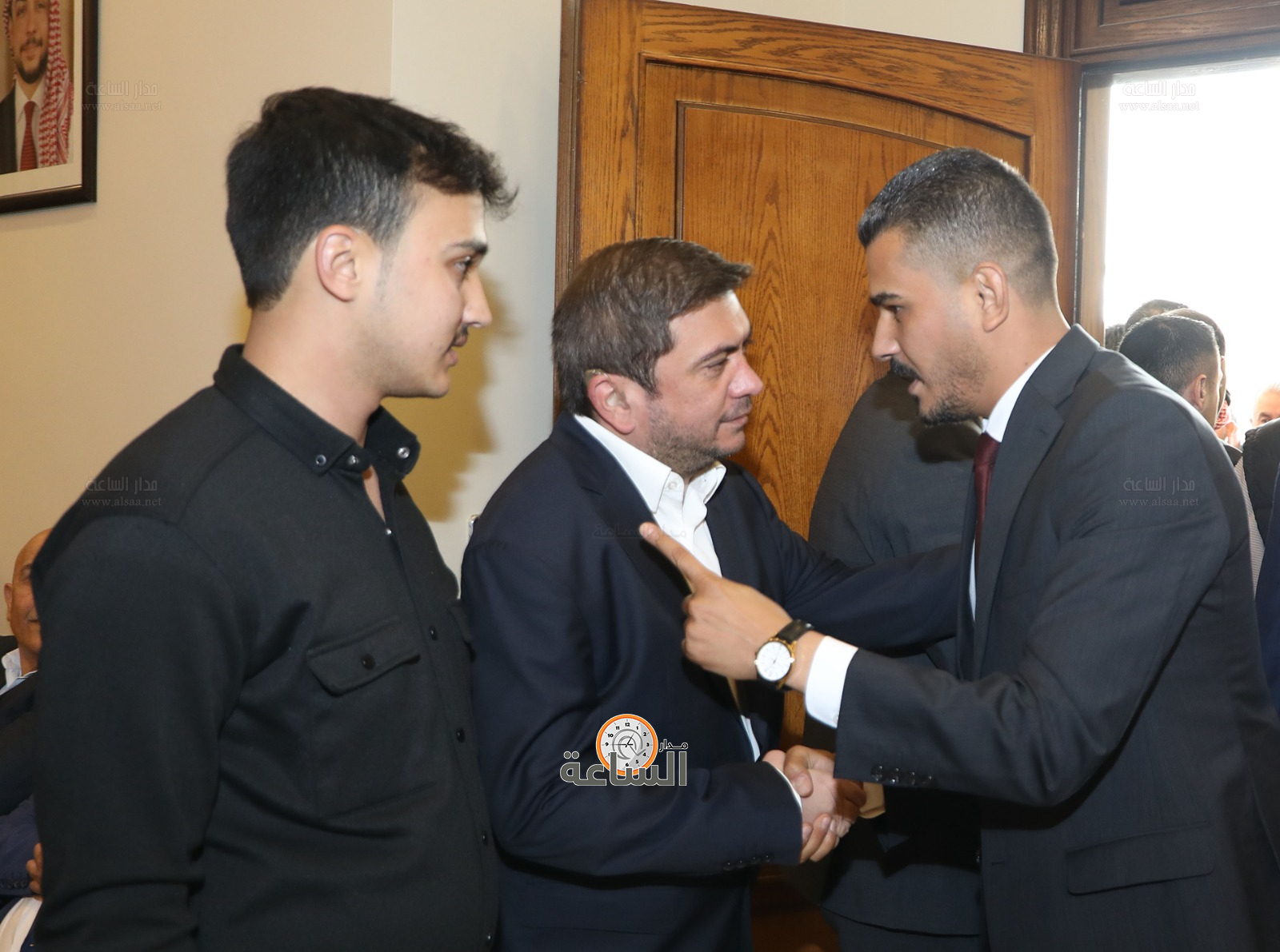 Madar Al-Saa Images 0.7890332467596884