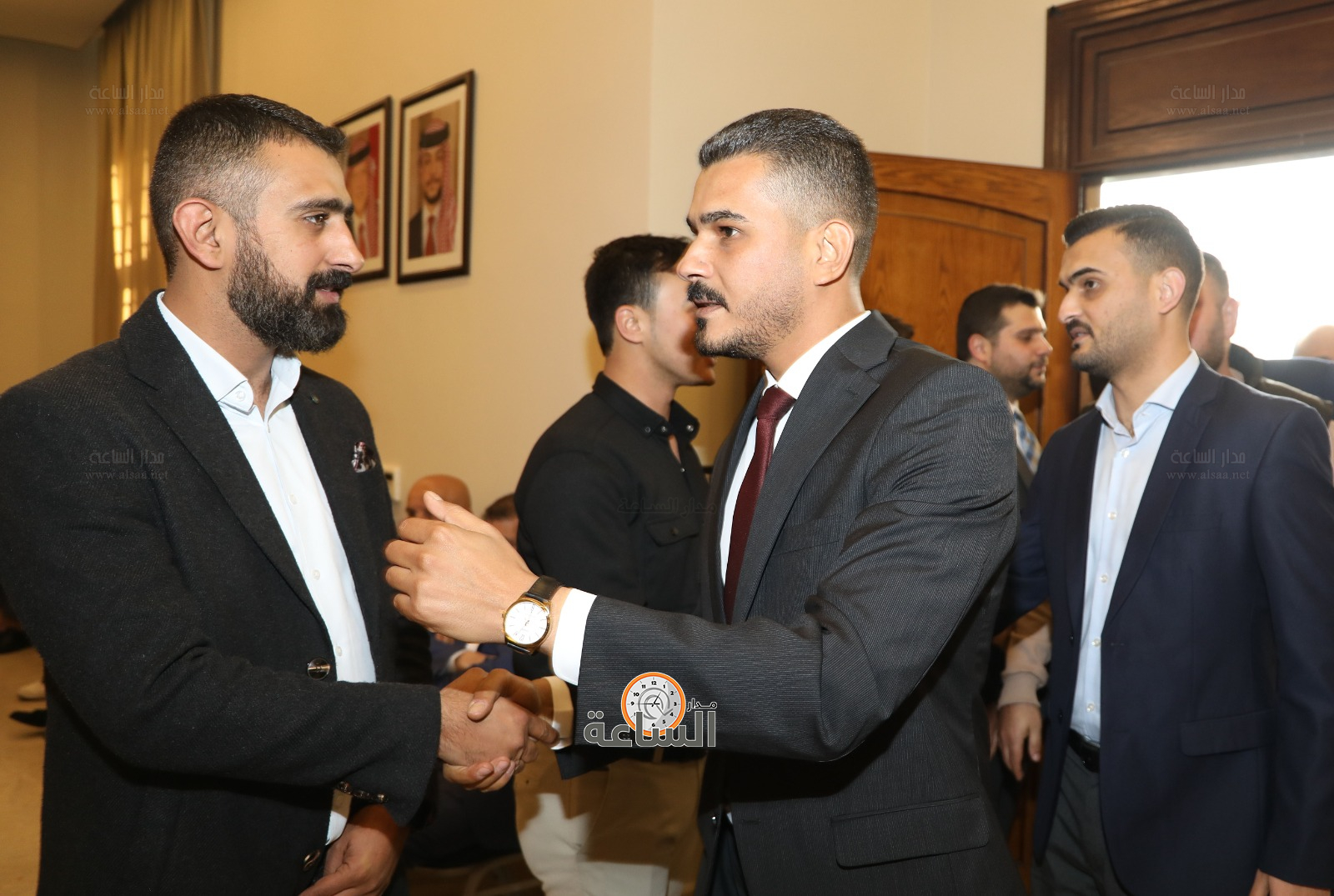 Madar Al-Saa Images 0.654148165321516