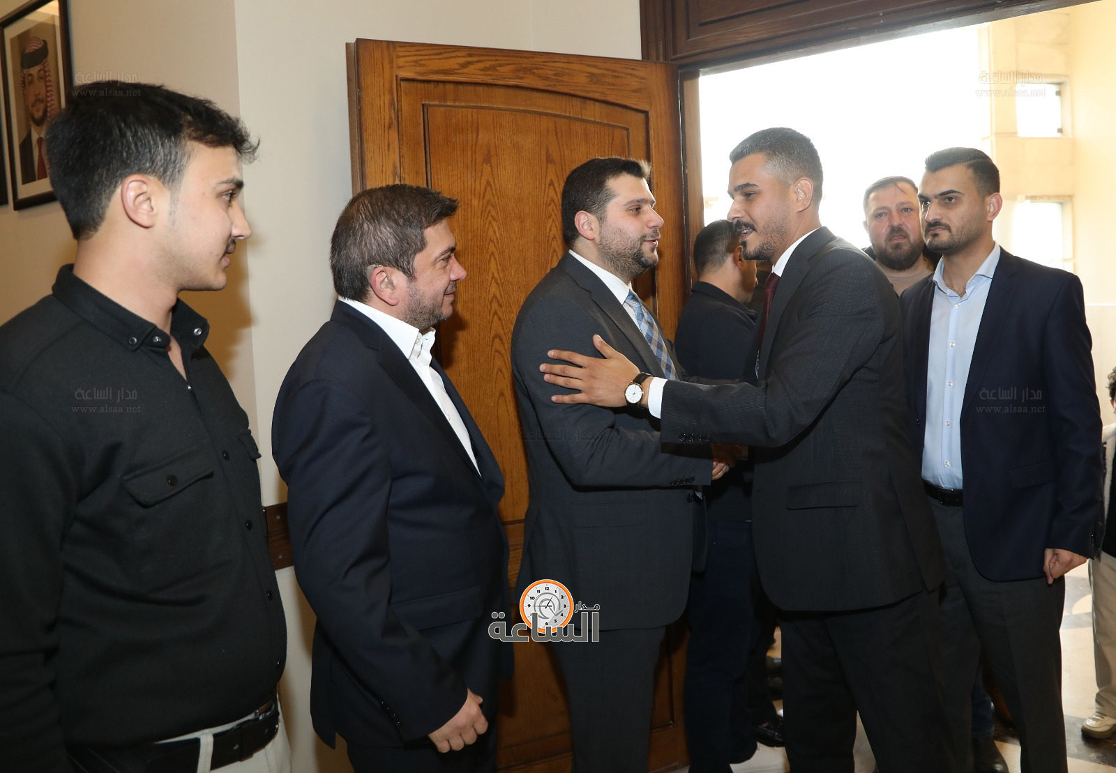 Madar Al-Saa Images 0.4450682854424416