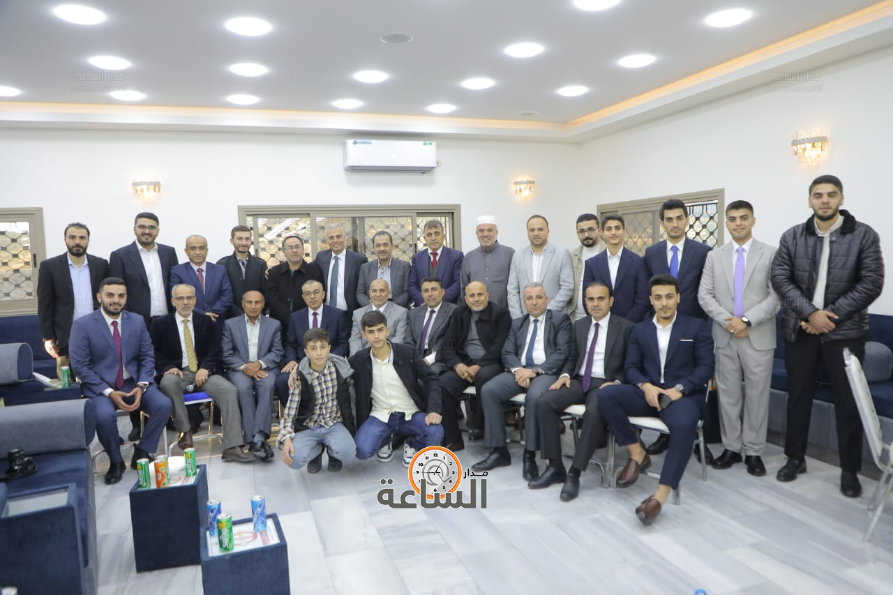 Madar Al-Saa Images 0.7876928340016678