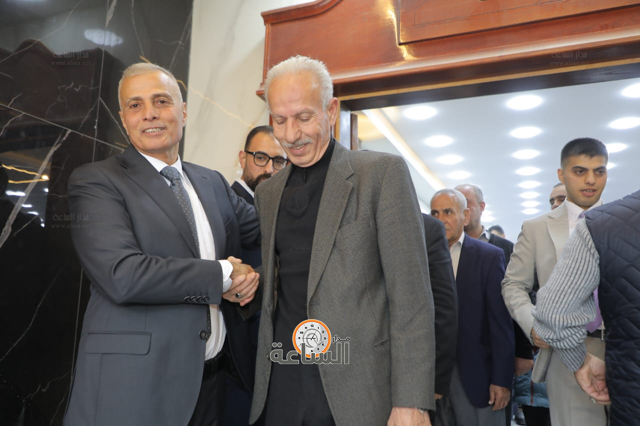 Madar Al-Saa Images 0.18560748364961221