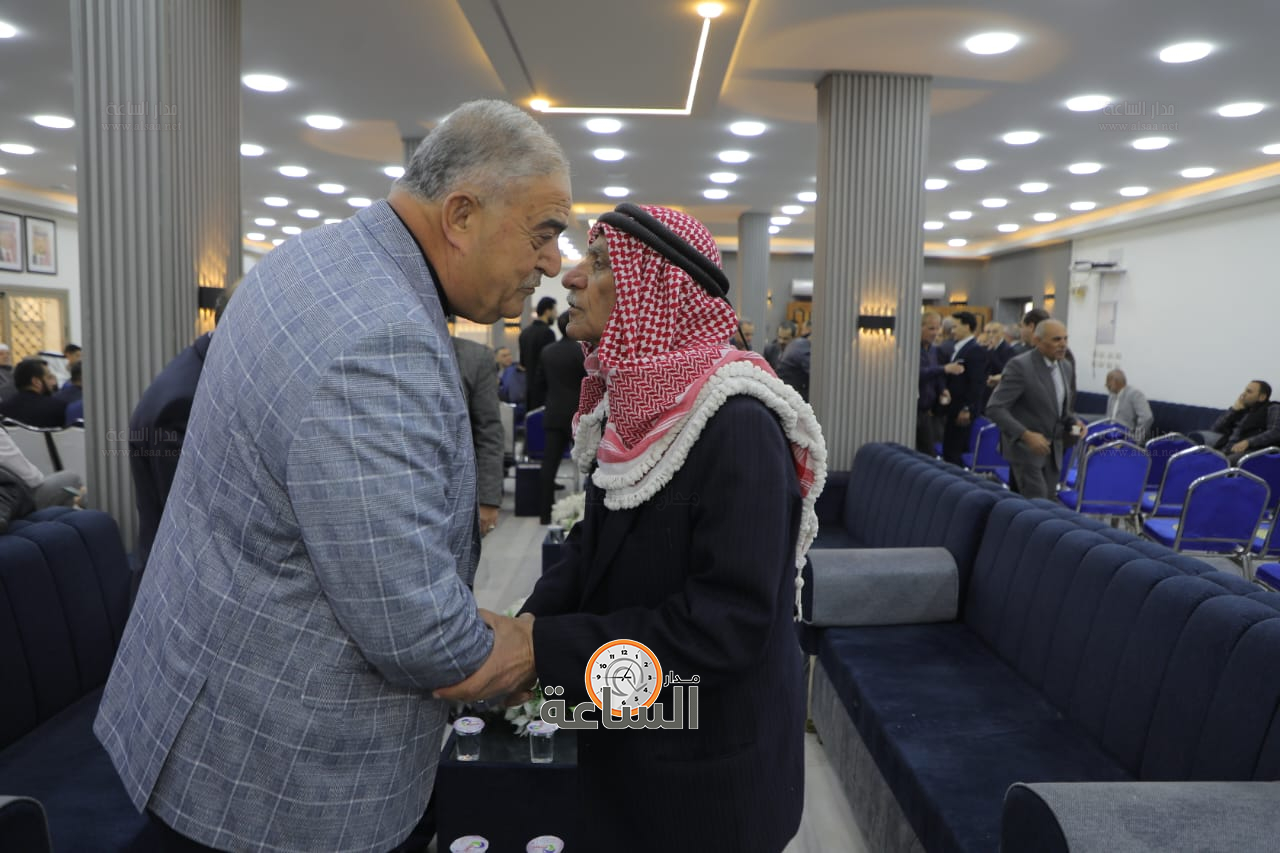 Madar Al-Saa Images 0.8747427272359429