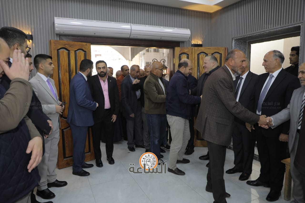 Madar Al-Saa Images 0.7726647403738611