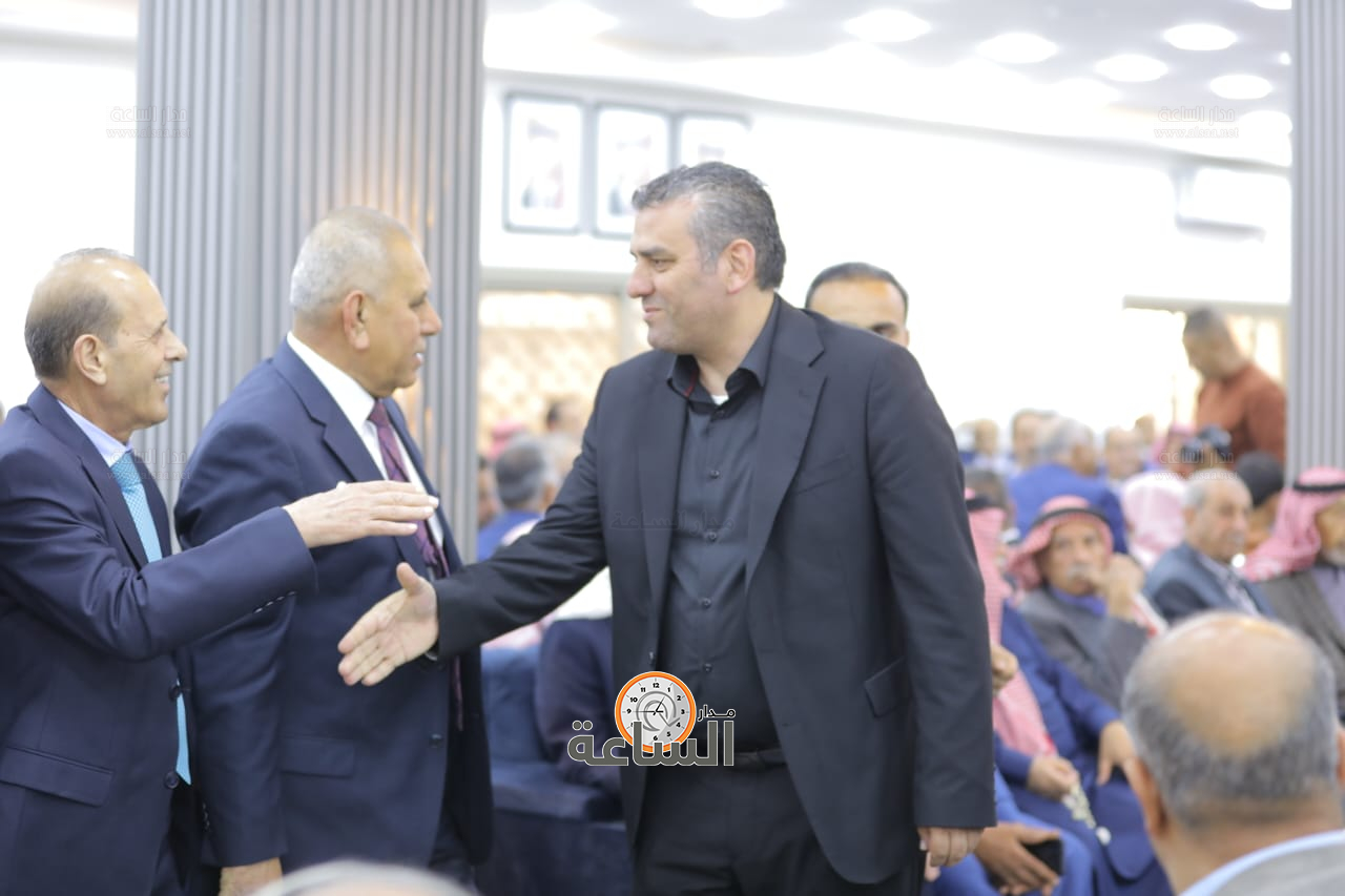 Madar Al-Saa Images 0.557887539244419