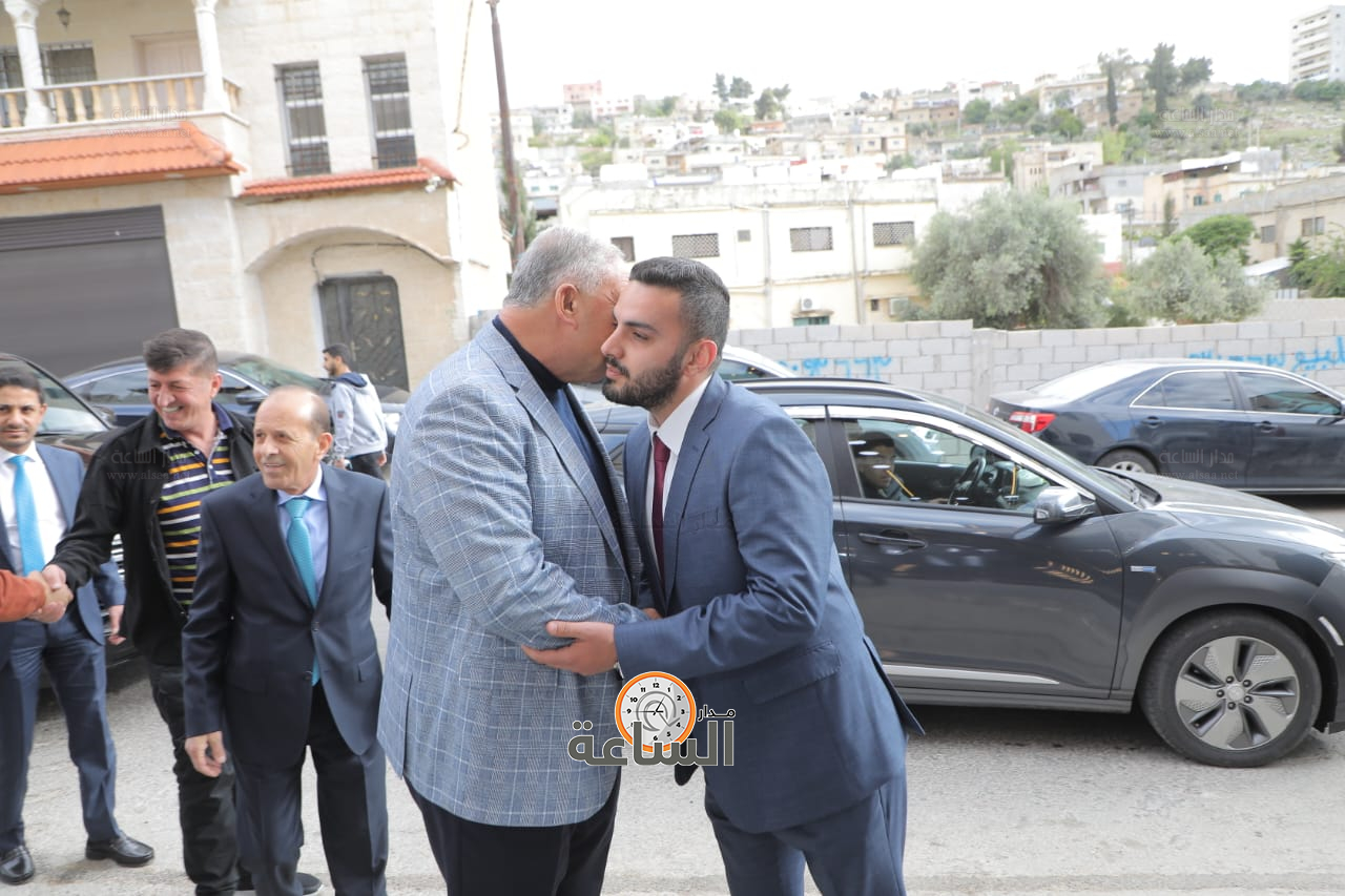 Madar Al-Saa Images 0.7985584792254918