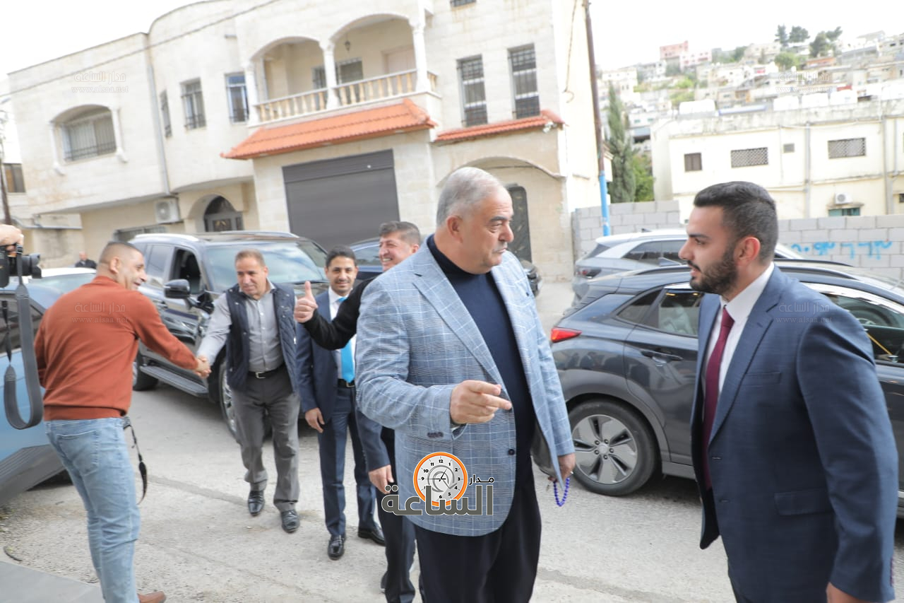 Madar Al-Saa Images 0.18101494759944892