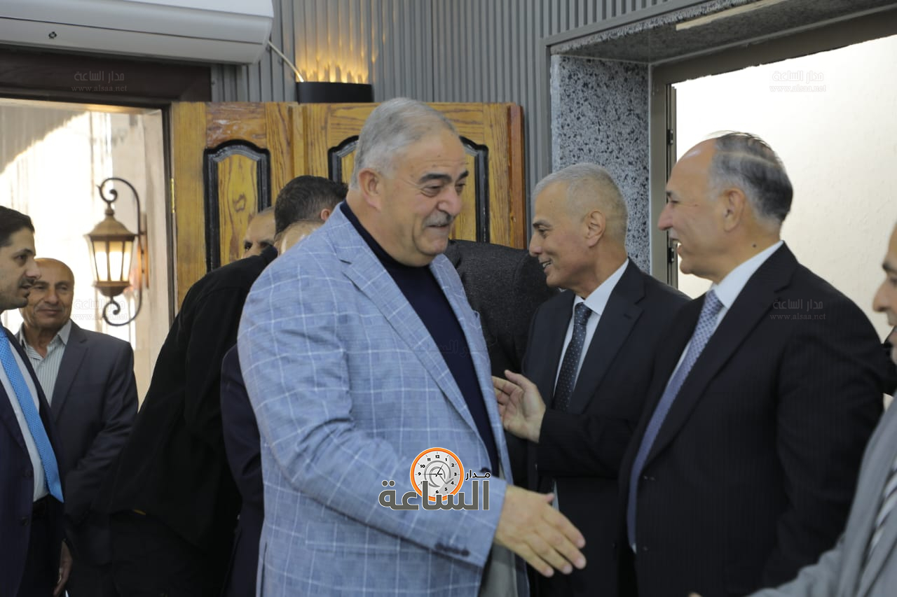 Madar Al-Saa Images 0.9640562104790514