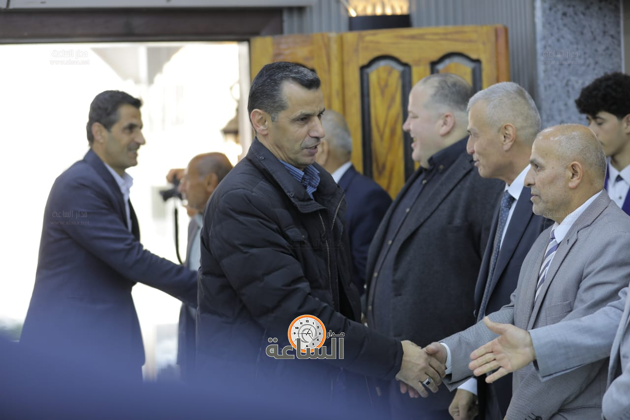 Madar Al-Saa Images 0.10549763277910817