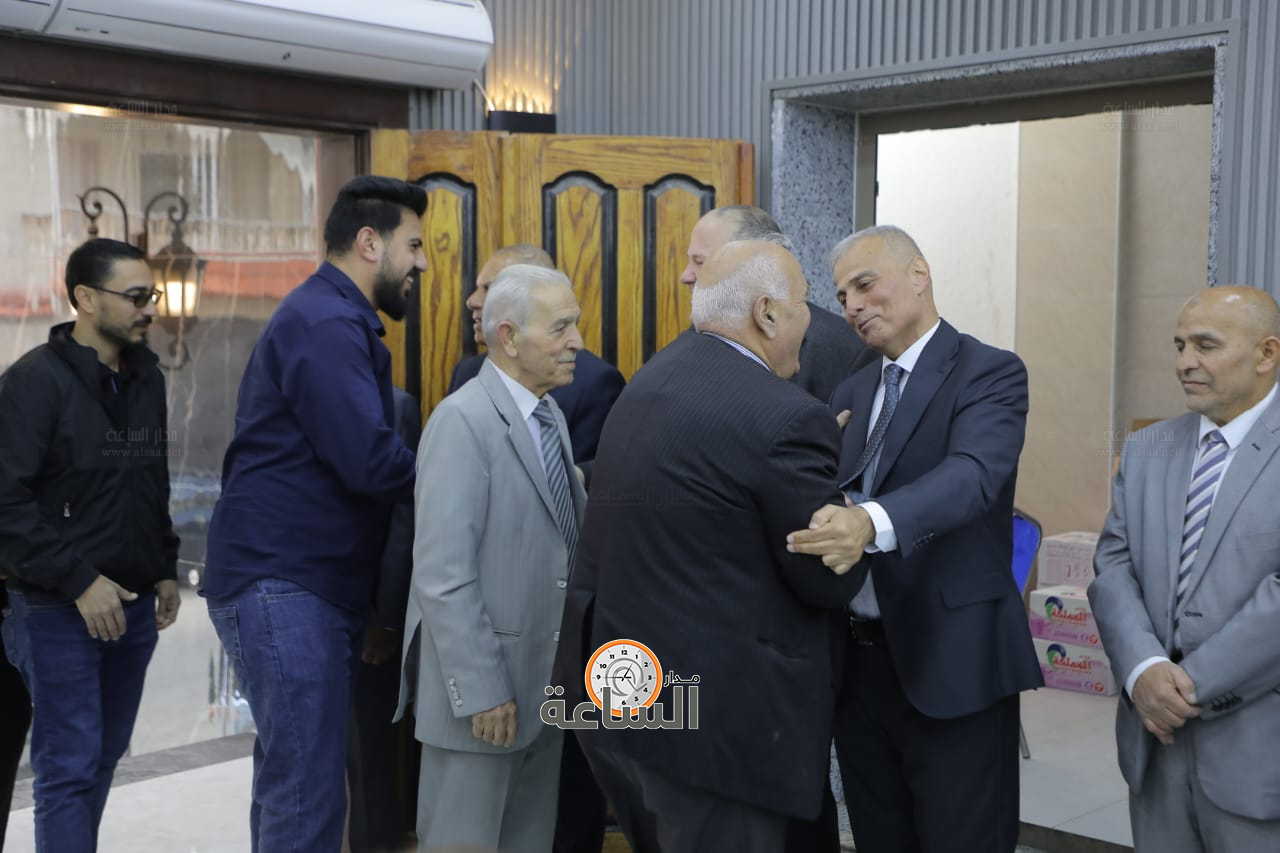 Madar Al-Saa Images 0.3236387244144636