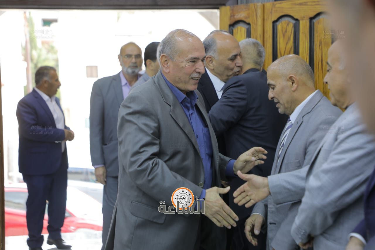 Madar Al-Saa Images 0.914067618285417