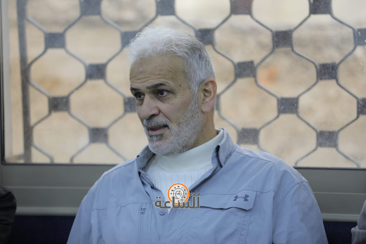 Madar Al-Saa Images 0.020390057447745247