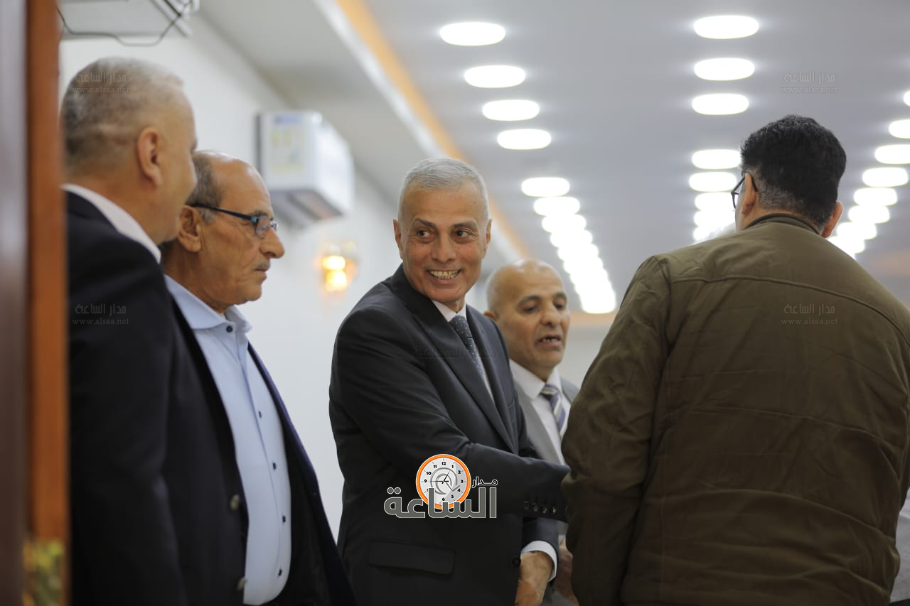 Madar Al-Saa Images 0.21544928230372928