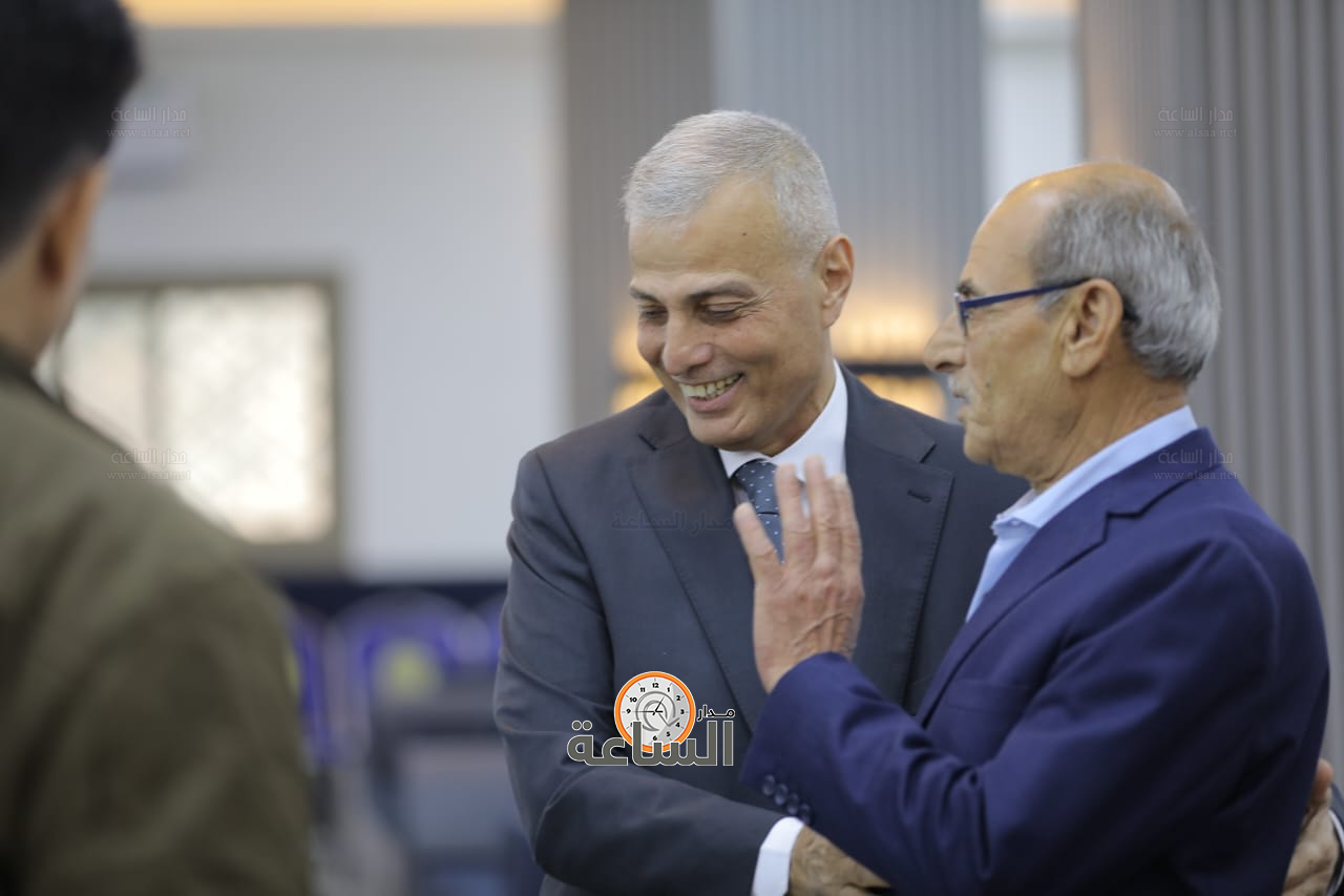 Madar Al-Saa Images 0.9745612509355427