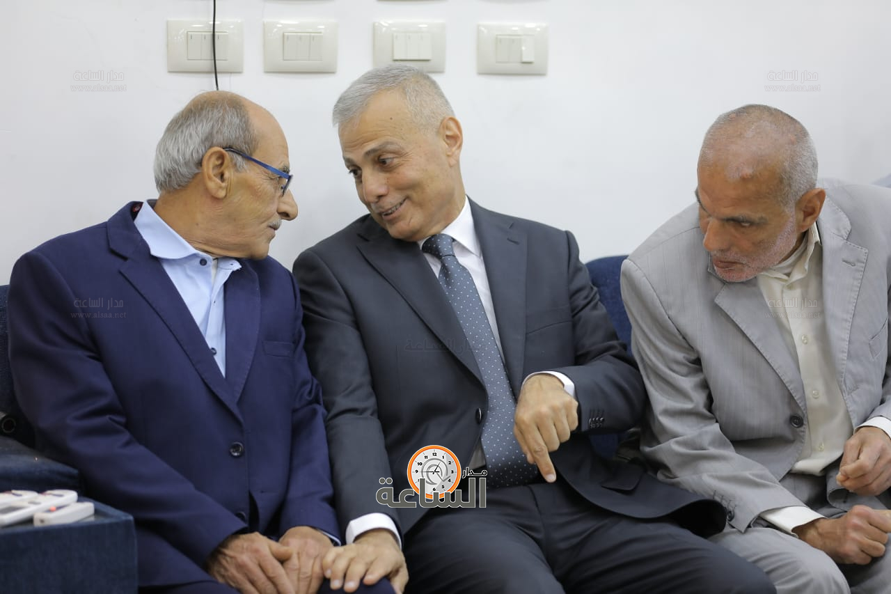 Madar Al-Saa Images 0.7175848707512216