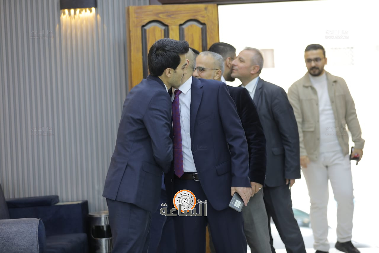 Madar Al-Saa Images 0.9526602568325618