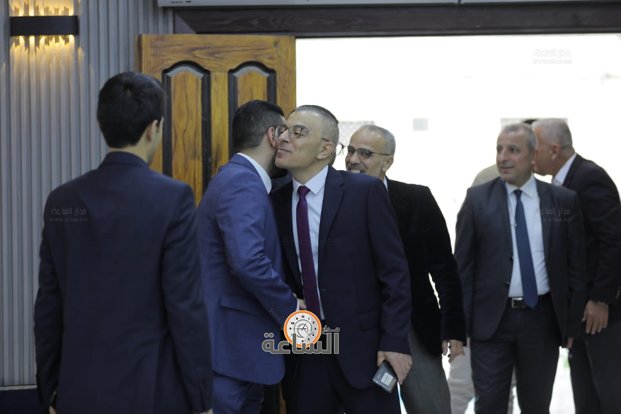 Madar Al-Saa Images 0.05318590123861444