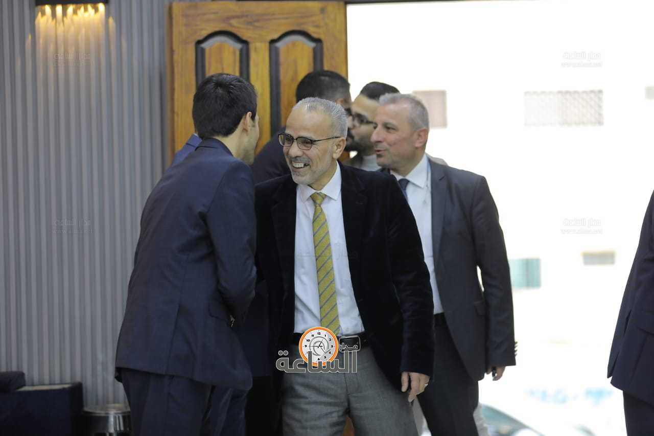 Madar Al-Saa Images 0.4150002576250391