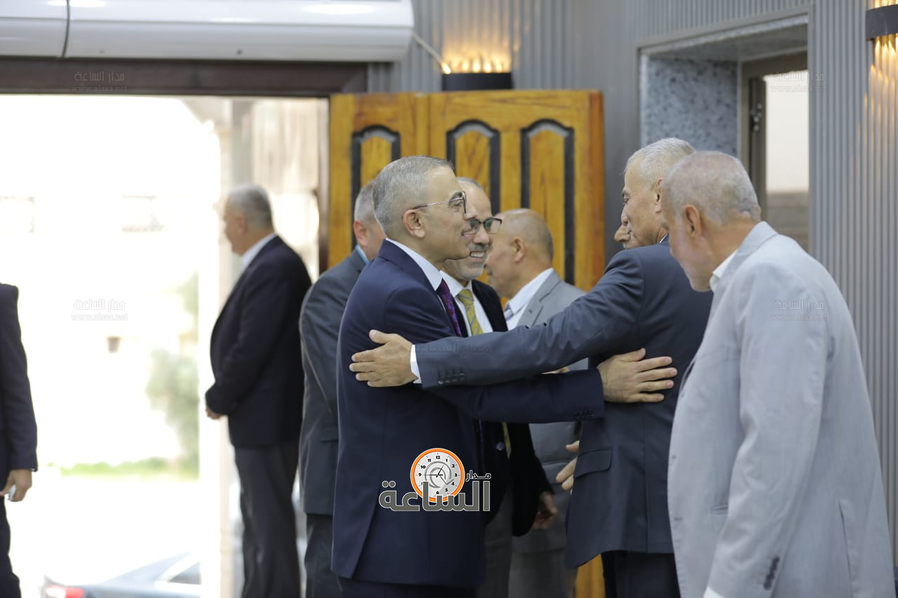 Madar Al-Saa Images 0.10567449222272063